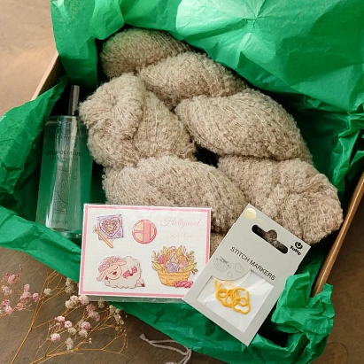 Набор для вязания "Жилет Букле" (размер S-M) Масала чай