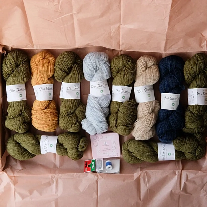 Набор для вязания “Лопапейса Кристалл” (размер M-L) Оливковый