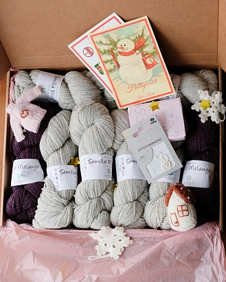 Набор для вязания "Лопапейса Руны" (размер S-L) cветло-серый