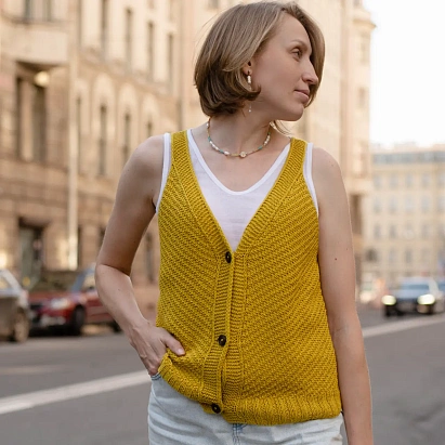 Описание Топ-жилет Brunella