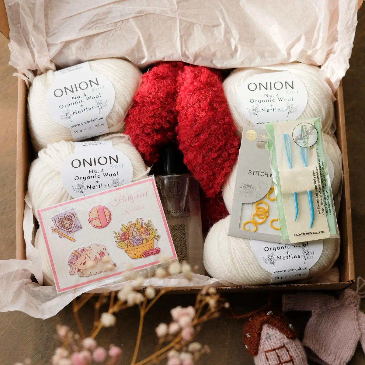 Набор для вязания "Жилет Любит - Не любит" (размер S-M) Натуральный