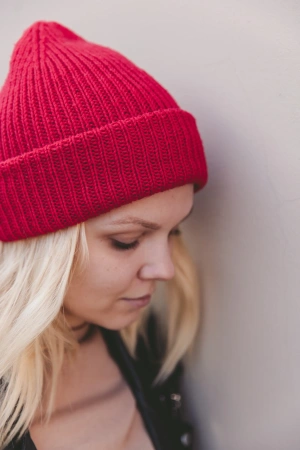 Описание Шапка Леон vs Матильда - купить на Hollywool.ru