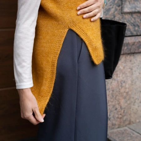 Описание Жилет "С Хвостиком" - купить на Hollywool.ru