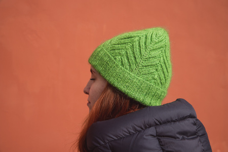 Шапка Артилия (зеленый неон) - купить на Hollywool.ru