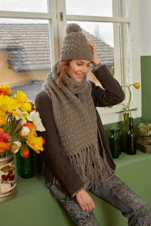 Пряжа Lang Yarns Yak Пряжа Lang Yarns Yak - купить на Hollywool.ru