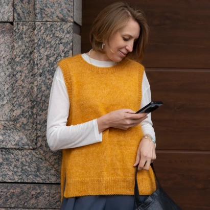 Набор для вязания "Жилет с хвостиком" (размер S-M) Инжир