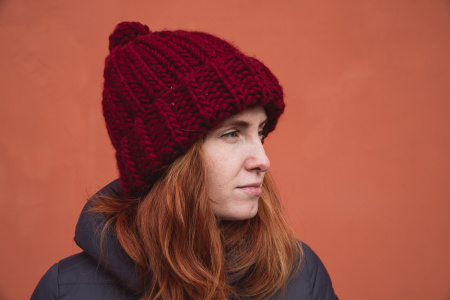 Шапка Spuntaneous (бордовая) - купить на Hollywool.ru