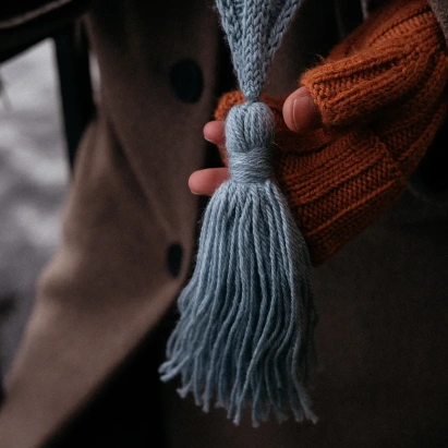 Набор для вязания "Шарф с кисточками"