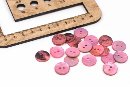 Пуговица "Round" pink 15 мм (с 2-мя отверстиями)