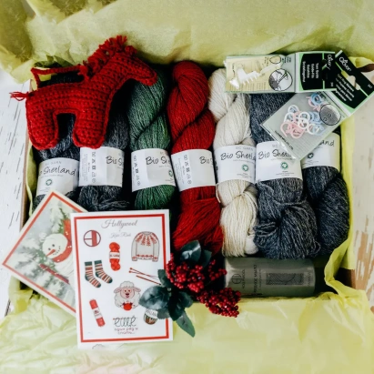 Набор для вязания "Лопапейса Снежноягодник" (размер M-L) Серый