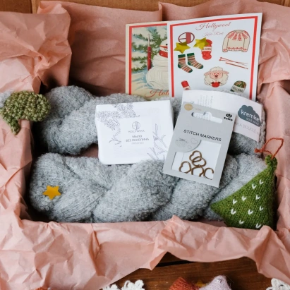 Набор для вязания "Жилет Boucle Vest" (размер S-L) Серебро