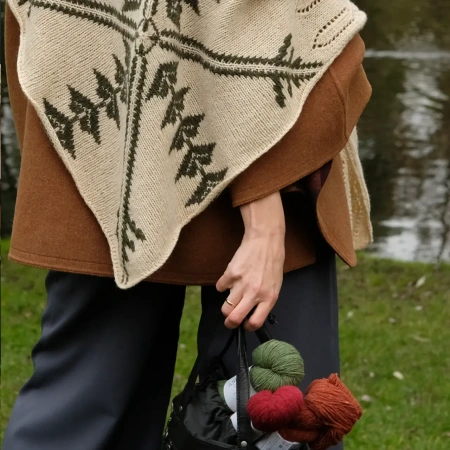 Описание Шаль Под сенью леса - купить на Hollywool.ru