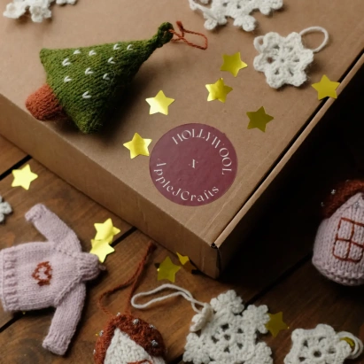 Лимитированный бокс Hollywool x AppleJCrafts