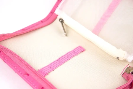 Пенал для крючков с кисточкой (Розовый) Tulip - купить на Hollywool.ru