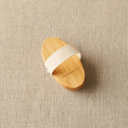 Щетка для ухода за изделиями Cocoknits - купить на Hollywool.ru