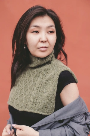 Описание Манишка CARE LINES - купить на Hollywool.ru