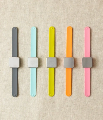 Магнитный браслет CocoKnits (голубой) - купить на Hollywool.ru