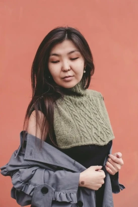 Описание Манишка CARE LINES - купить на Hollywool.ru